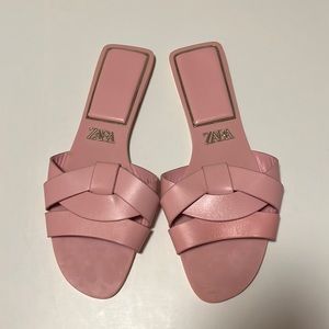 ZARA Crossed Leather Sandals in Pink Size 9